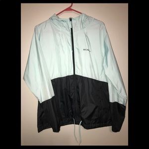 Columbia wind breaker